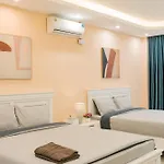 City View/ Central/ Big Bacony/2Br/1\' To Lake